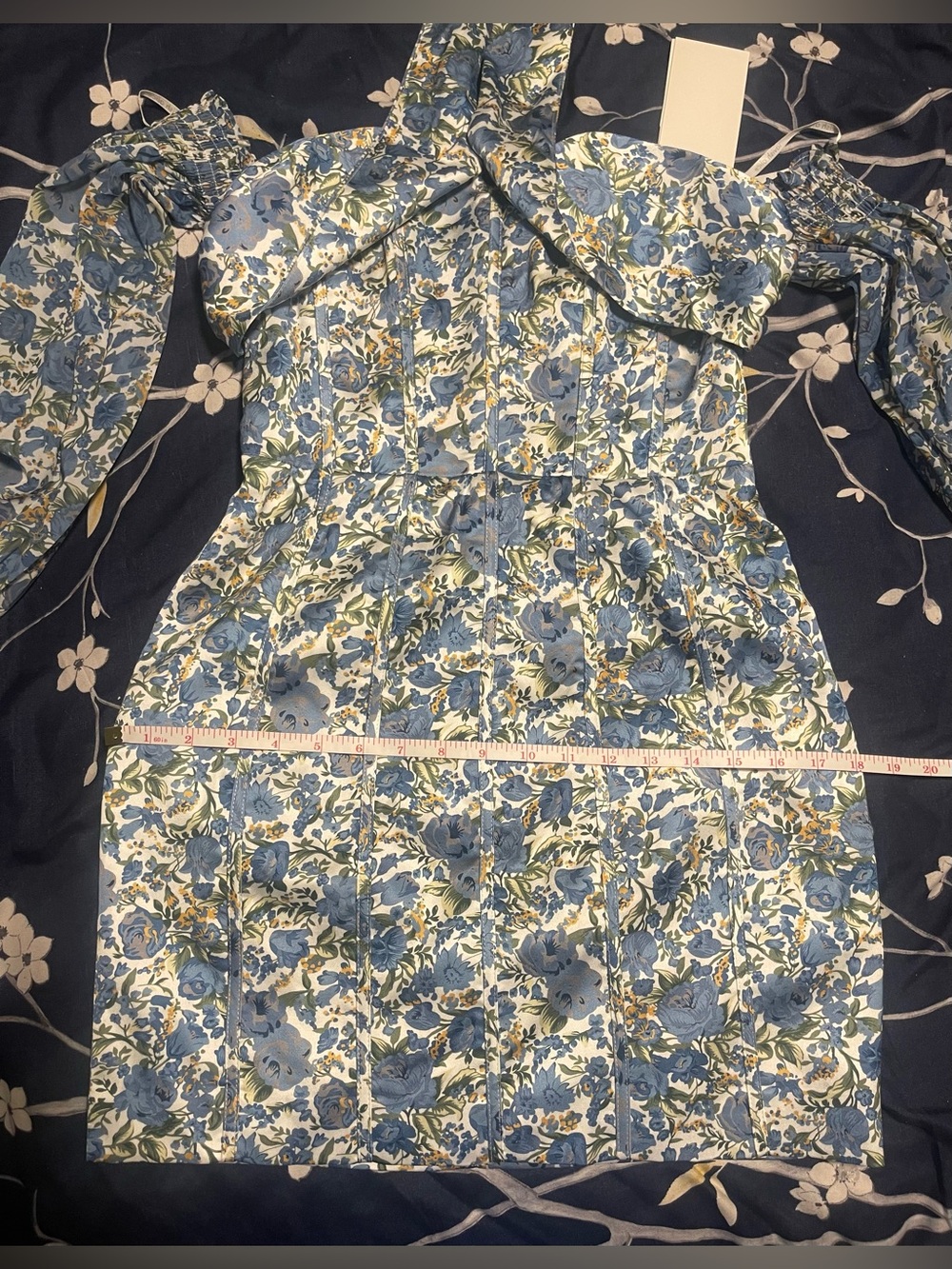 Lavish Alice mini dress/Size 6 US - Picture 6 of 8